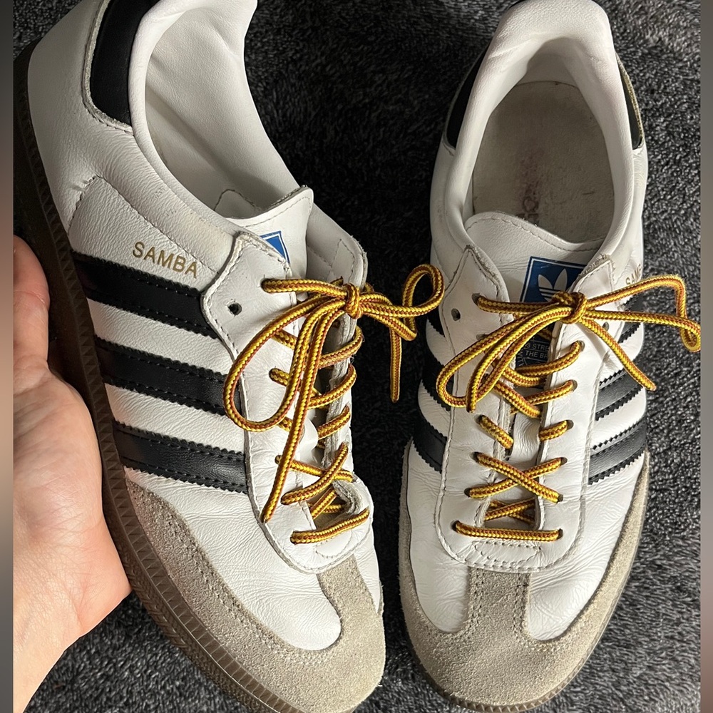 Adidas Samba size 4 and 1/2 fits like 5